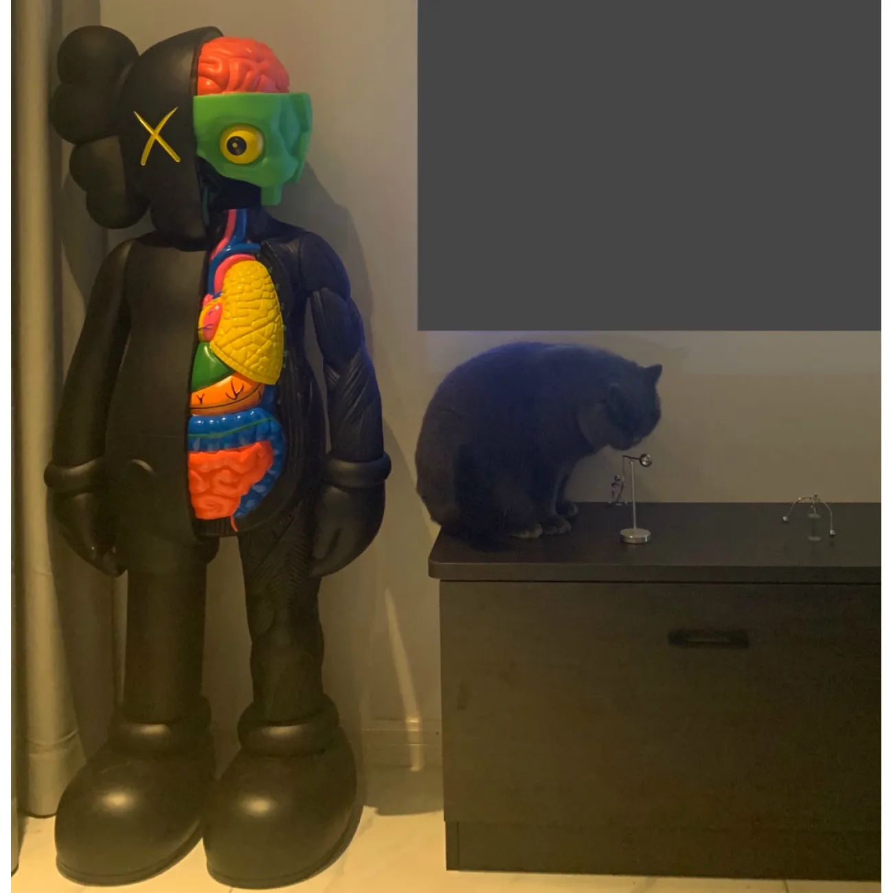 Дизайнерская скульптура кукла Kaws LaLume-SKT00197 