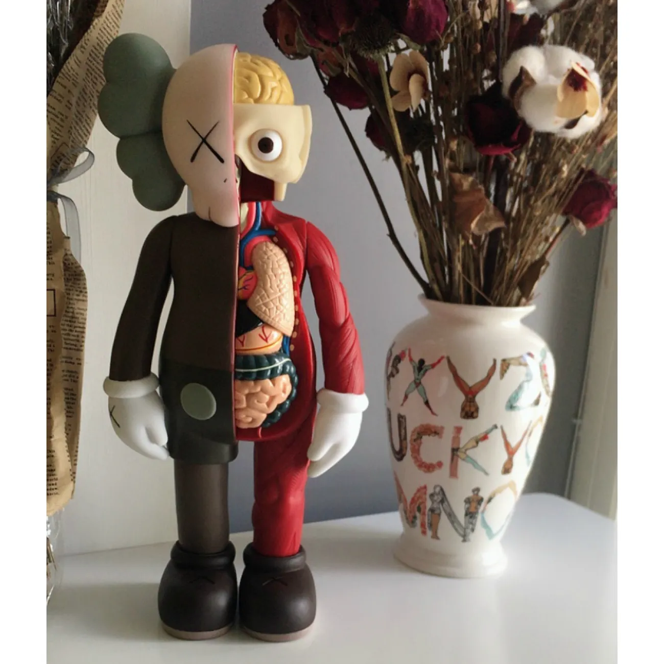 Дизайнерская скульптура кукла Kaws LaLume-SKT00197 