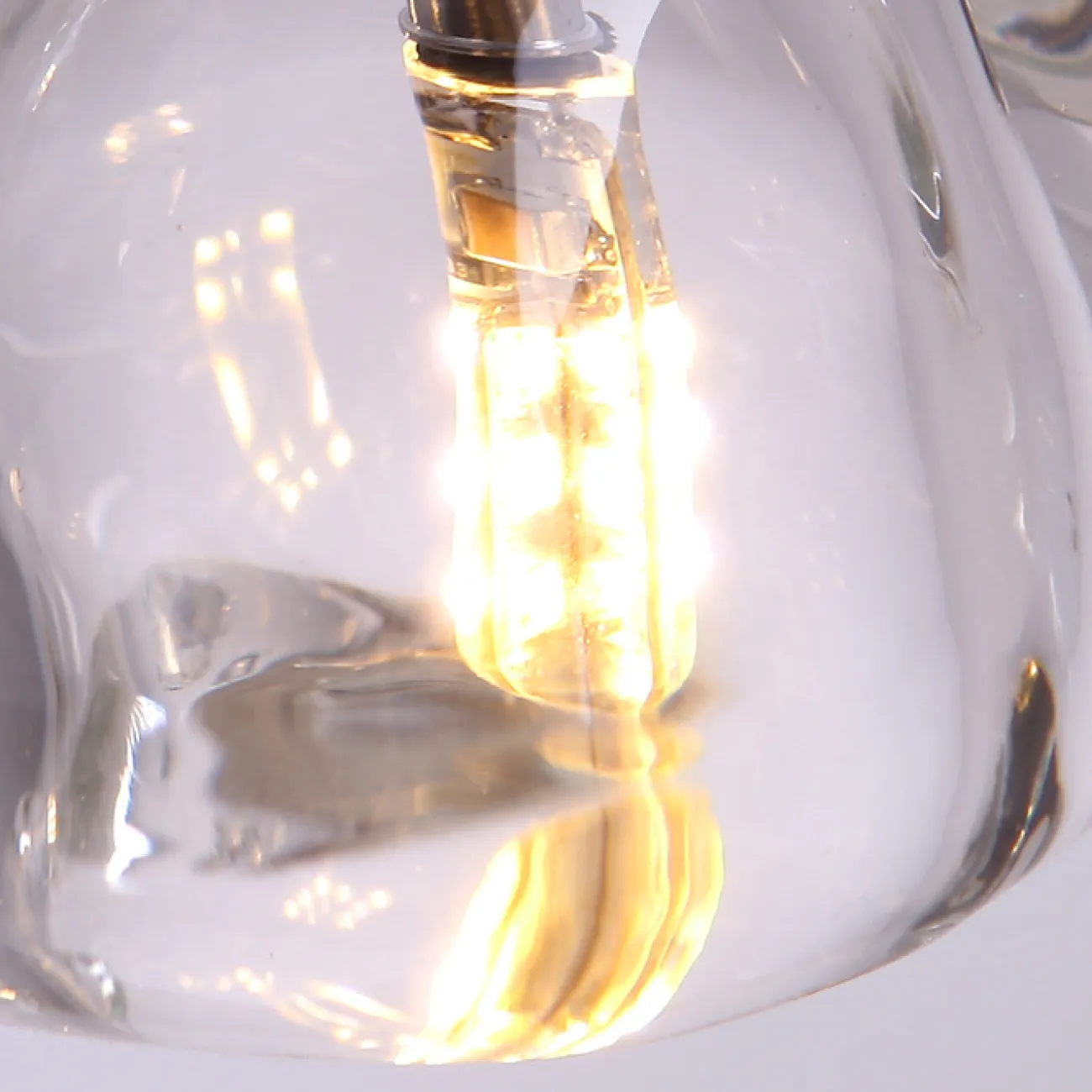 Готовая комбинация подвесных светильников с каплевидными плафонами из прозрачного и янтарного стекла METEORA B COMBO D60 Amber