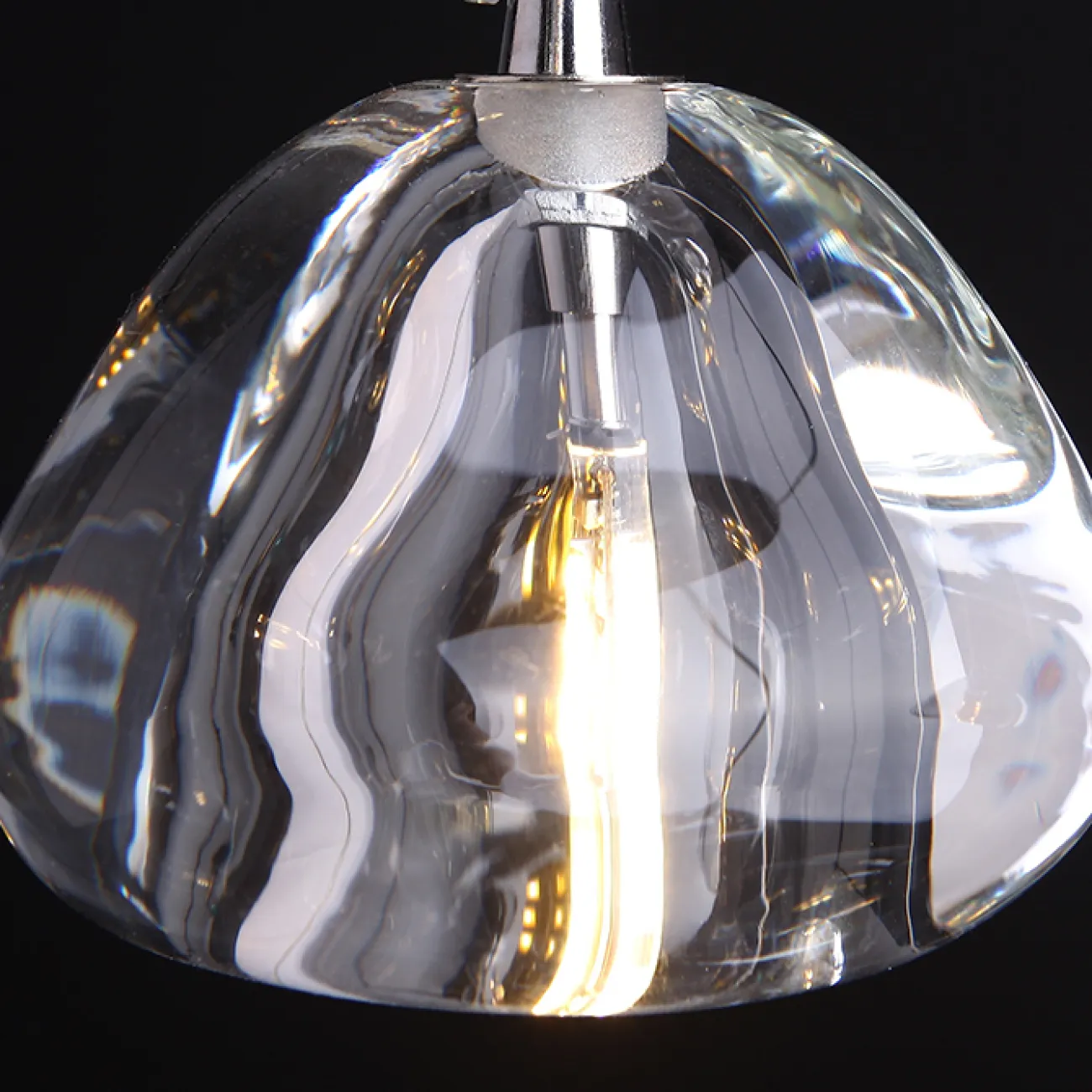 Готовая комбинация подвесных светильников с каплевидными плафонами из прозрачного и янтарного стекла METEORA B COMBO D60 Amber