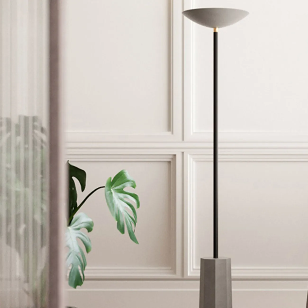 Серия напольных ламп с каменным абажуром в форме чаши на призматическом основании URPO FL