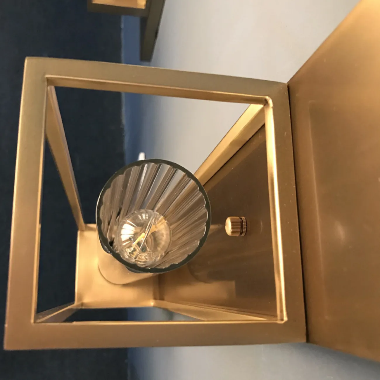 Настенный светильник RAUHA H100 от ImperiumLoft