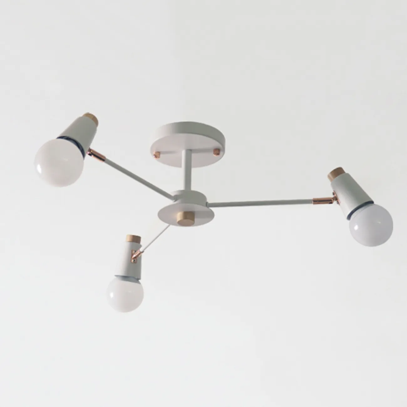 Потолочная люстра ROTARY L6 White от ImperiumLoft Потолочная люстра ROTARY L6 White от ImperiumLoft