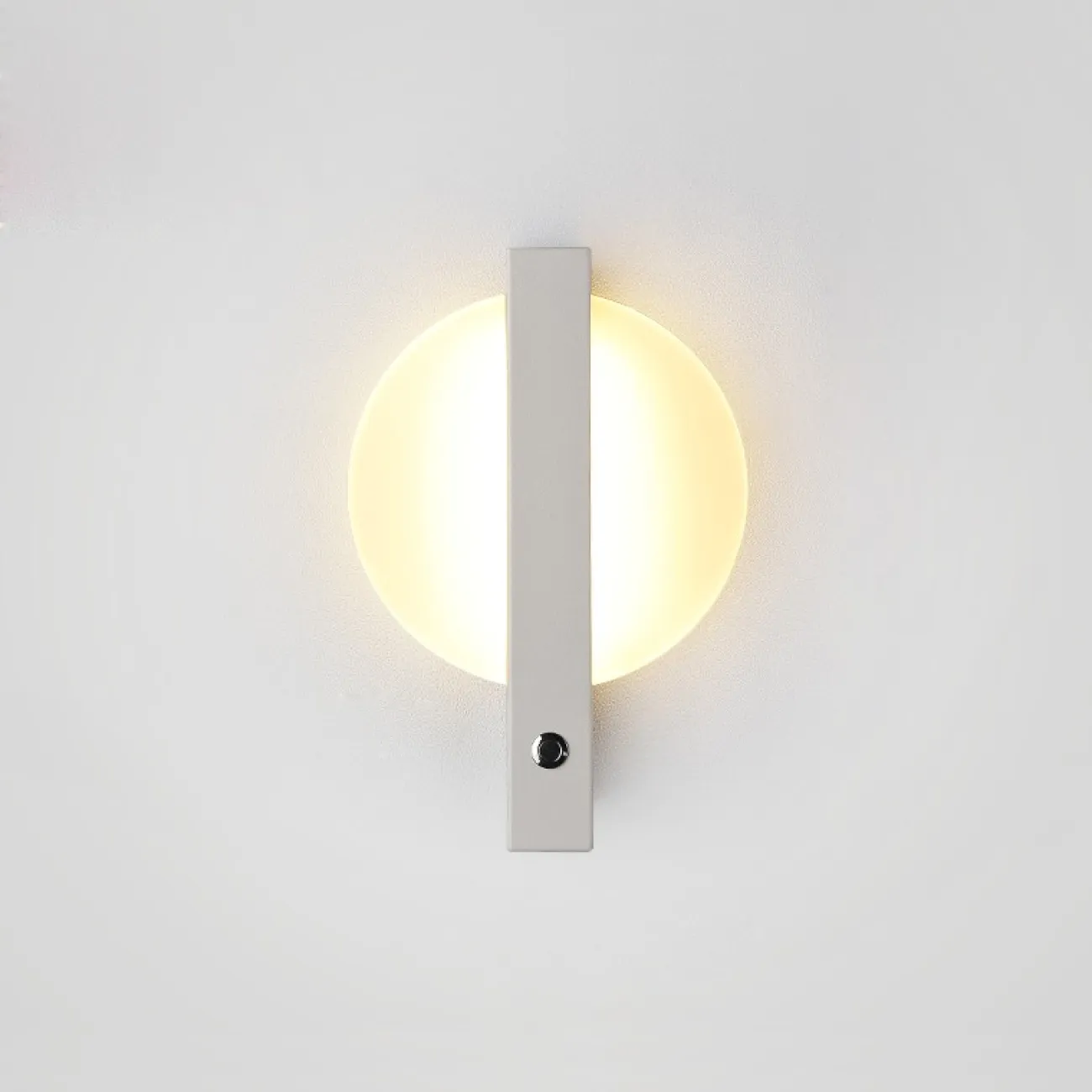 Настенный светильник HELGER от ImperiumLoft