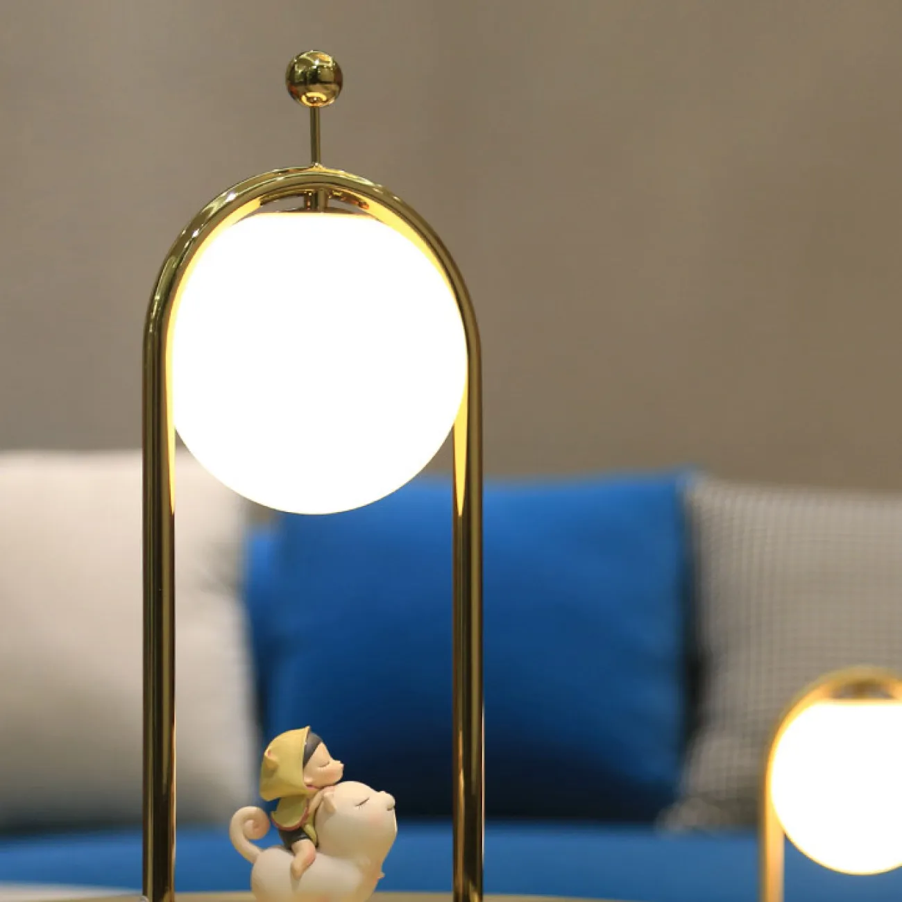 Настольная лампа MODIL B Chrome от ImperiumLoft