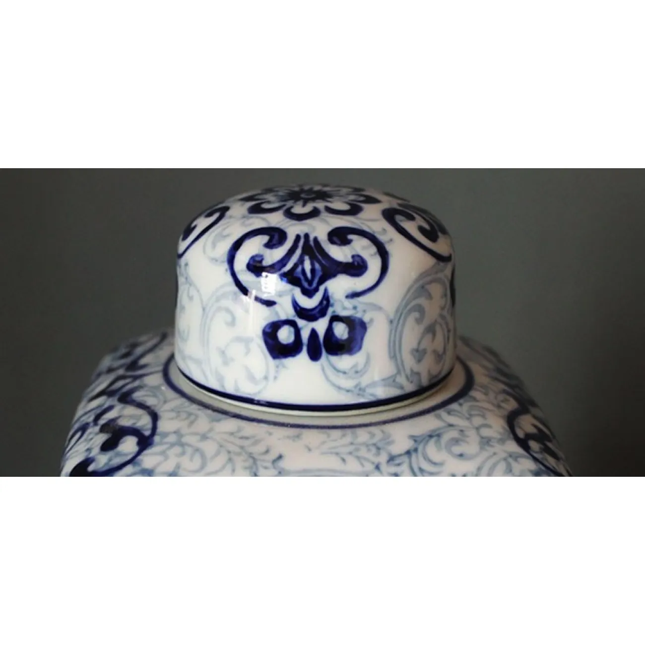 Фарфоровый сосуд Цзиндэчжэнь Pattern от LaLume