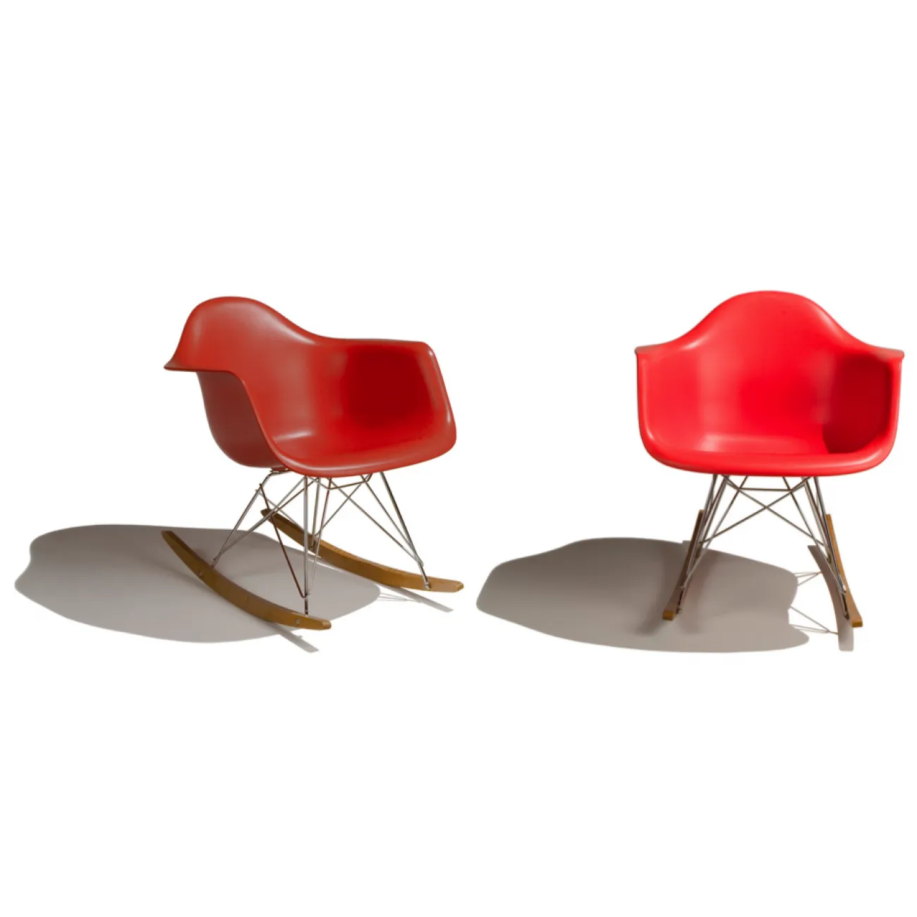 Кресло RAR Rocking designed by Charles and Ray Eames		 in 1948 от LaLume