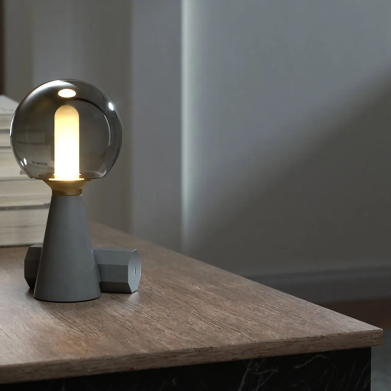 Настольная лампа LAZARUS TAB от ImperiumLoft