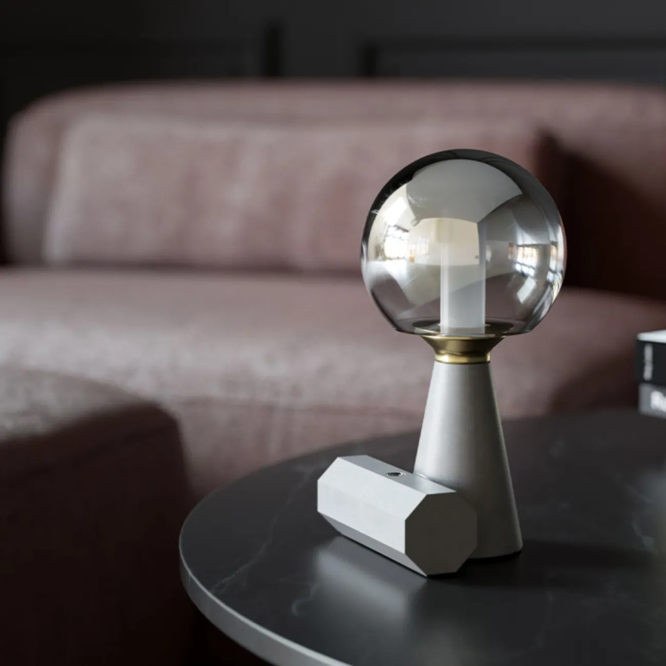 Настольная лампа LAZARUS TAB от ImperiumLoft