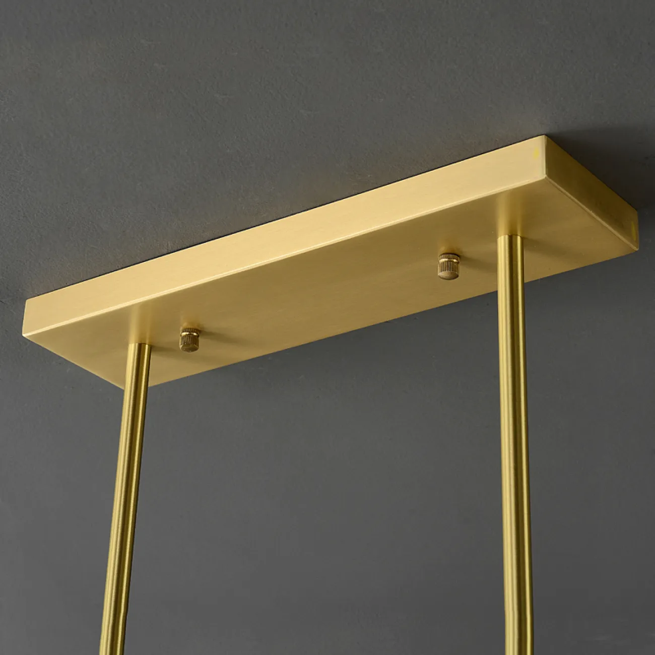 Готовая комбинация светильников с двумя прямоугольным рассеивателем из стекла с морозным эффектом HELMAR DUO