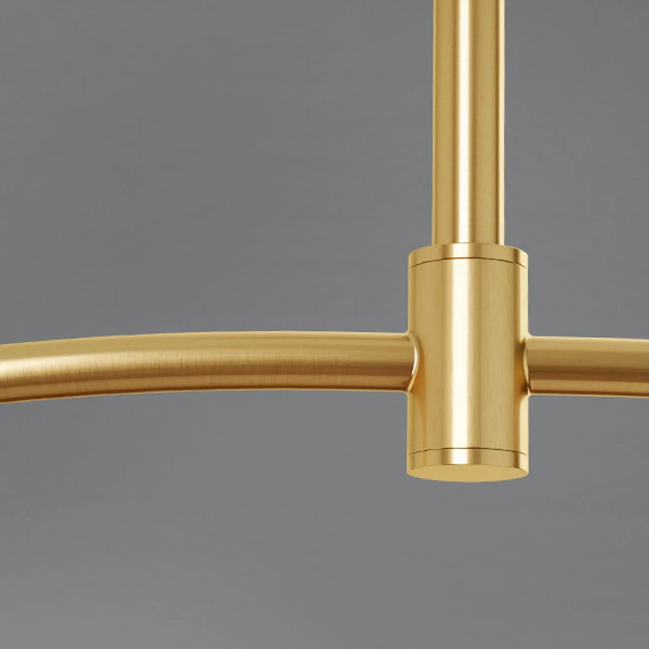 Потолочная люстра LIVIA L4 от ImperiumLoft Потолочная люстра LIVIA L4 от ImperiumLoft