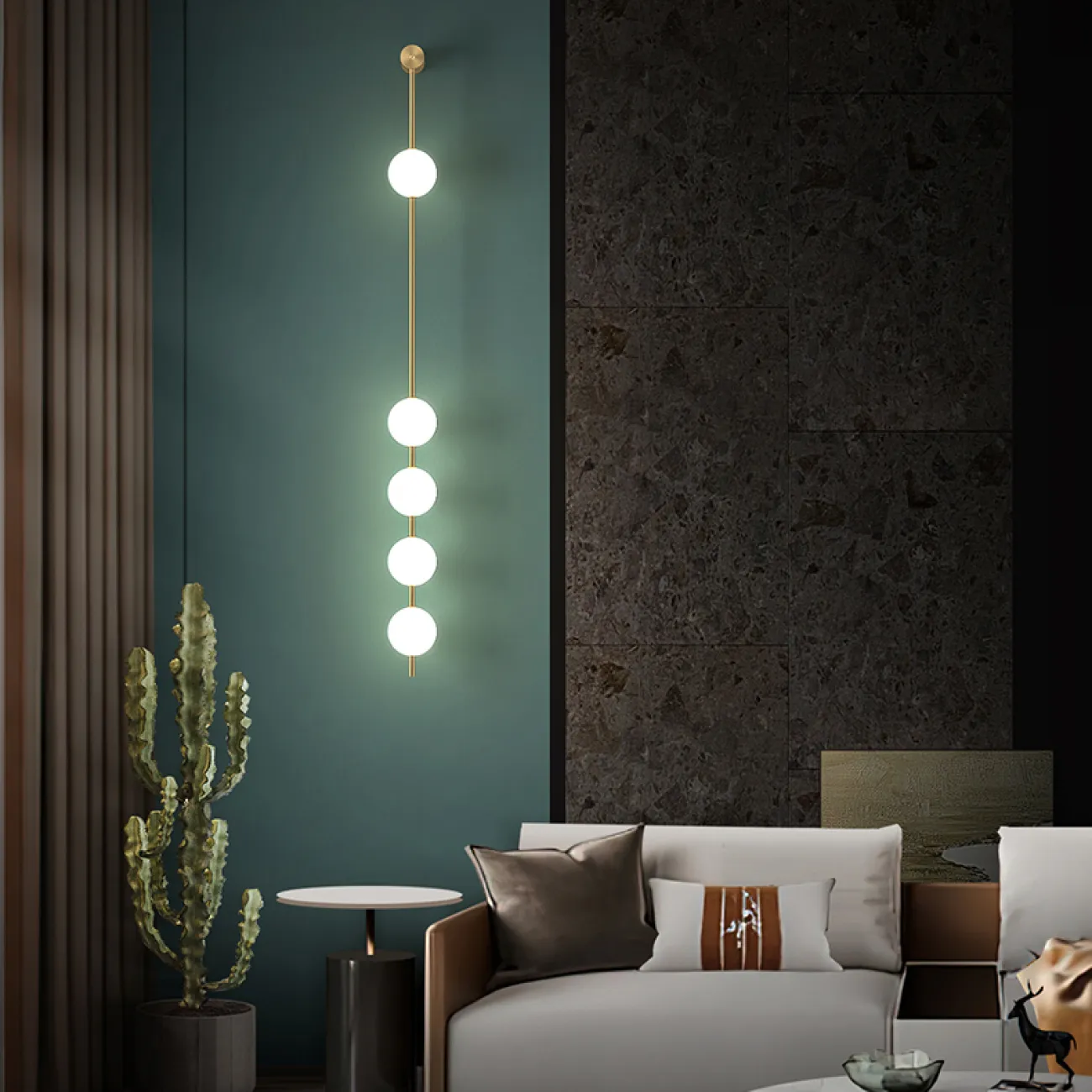 Серия настенных светильников с белыми шарообразными плафонами на вертикальной стойке из настоящей латуни ADILS WALL H103