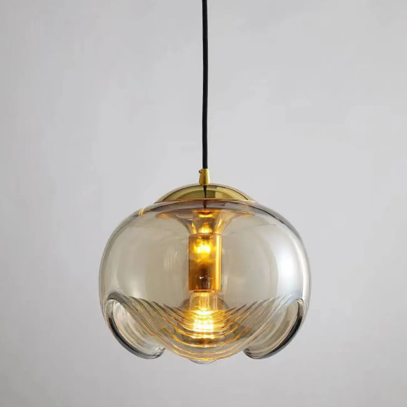 Подвесной светильник ADEPT Amber от ImperiumLoft