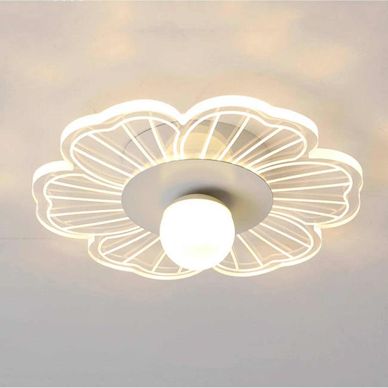 Потолочный светильник LUSIE BALL Gold от ImperiumLoft