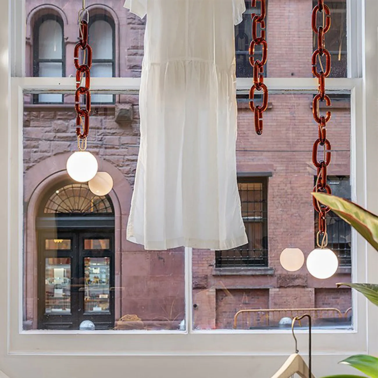 Подвесной светильник CHAIN РОЗОВЫЙ от ImperiumLoft Подвесной светильник CHAIN РОЗОВЫЙ от ImperiumLoft