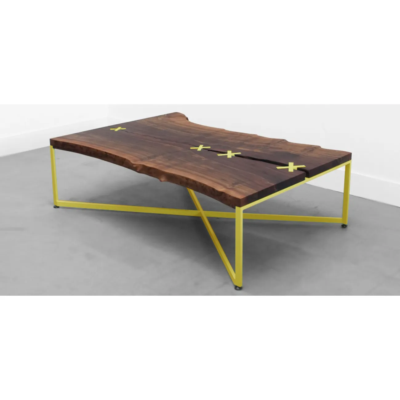 Журнальный стол Stitchet table		 in 2010 от LaLume