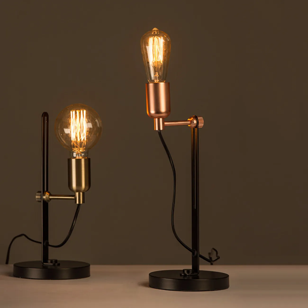 Настольная лампа PULLOUT TAB от ImperiumLoft