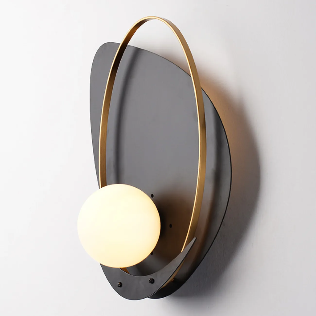 Настенный светильник CLAM FLAT Left от ImperiumLoft