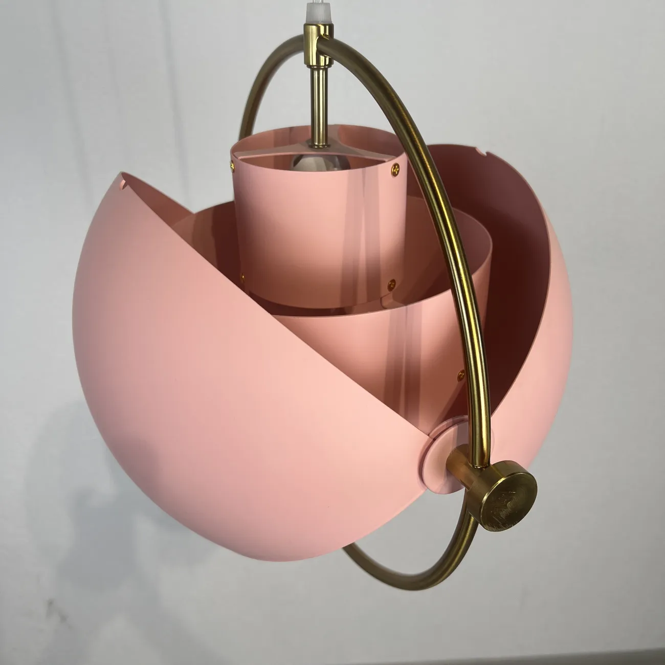 Люстра Louis Weisdorff Gubi Multi-lite Pendant Pink от ImperiumLoft