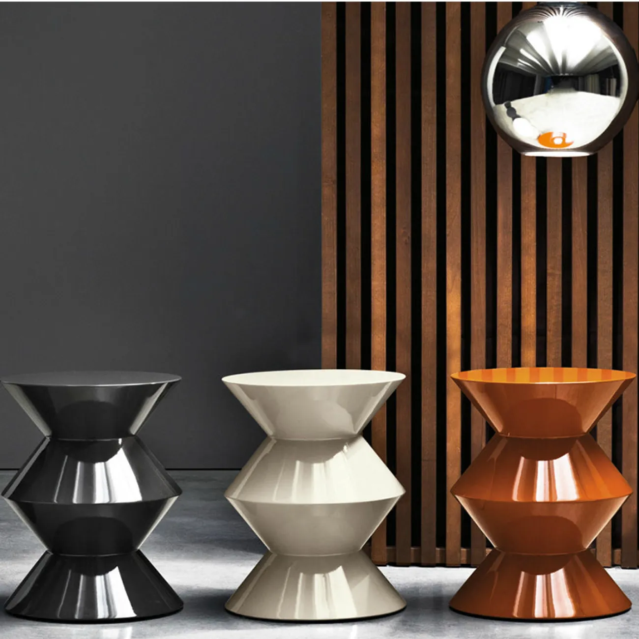 Дизайнерский журнальный столик LaLume-AP00243