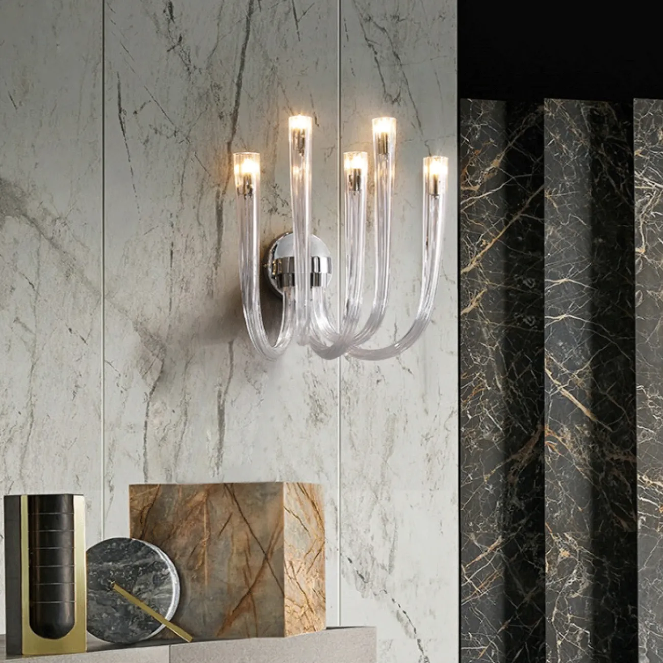 Бра со стеклянными выгнутыми плафонами вытянутой цилиндрической формы CONCORD WALL D28