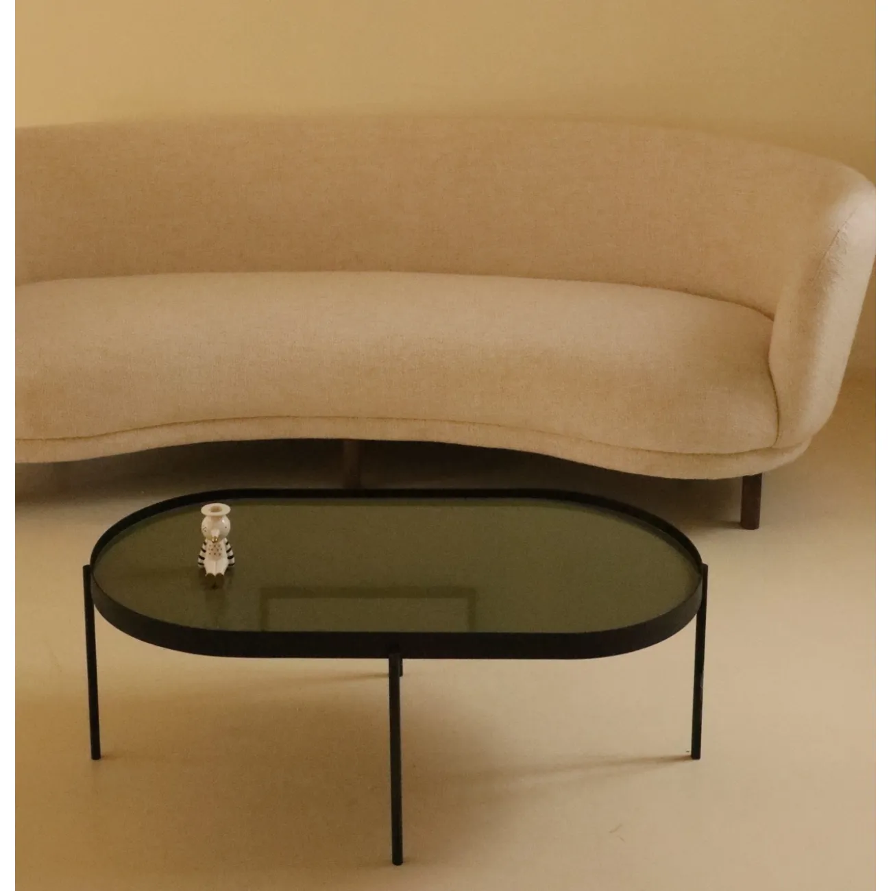 Дизайнерский журнальный столик - LaLume-AP00334