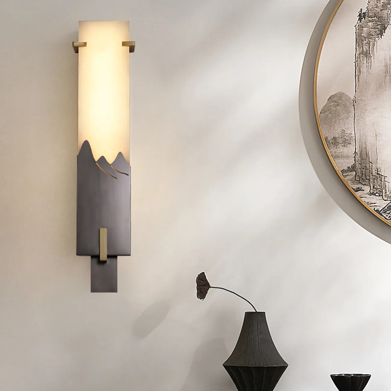 Серия настенных светодиодных светильников с прямоугольным плафоном из цельной мраморной пластины и горным орнаментом SHARI B