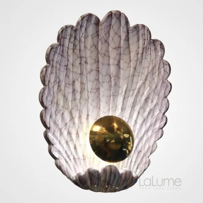 Светодиодный настенный светильник с белым рельефным плафоном, стилизованным под мраморную ракушку с латунной жемчужиной BOUNTY