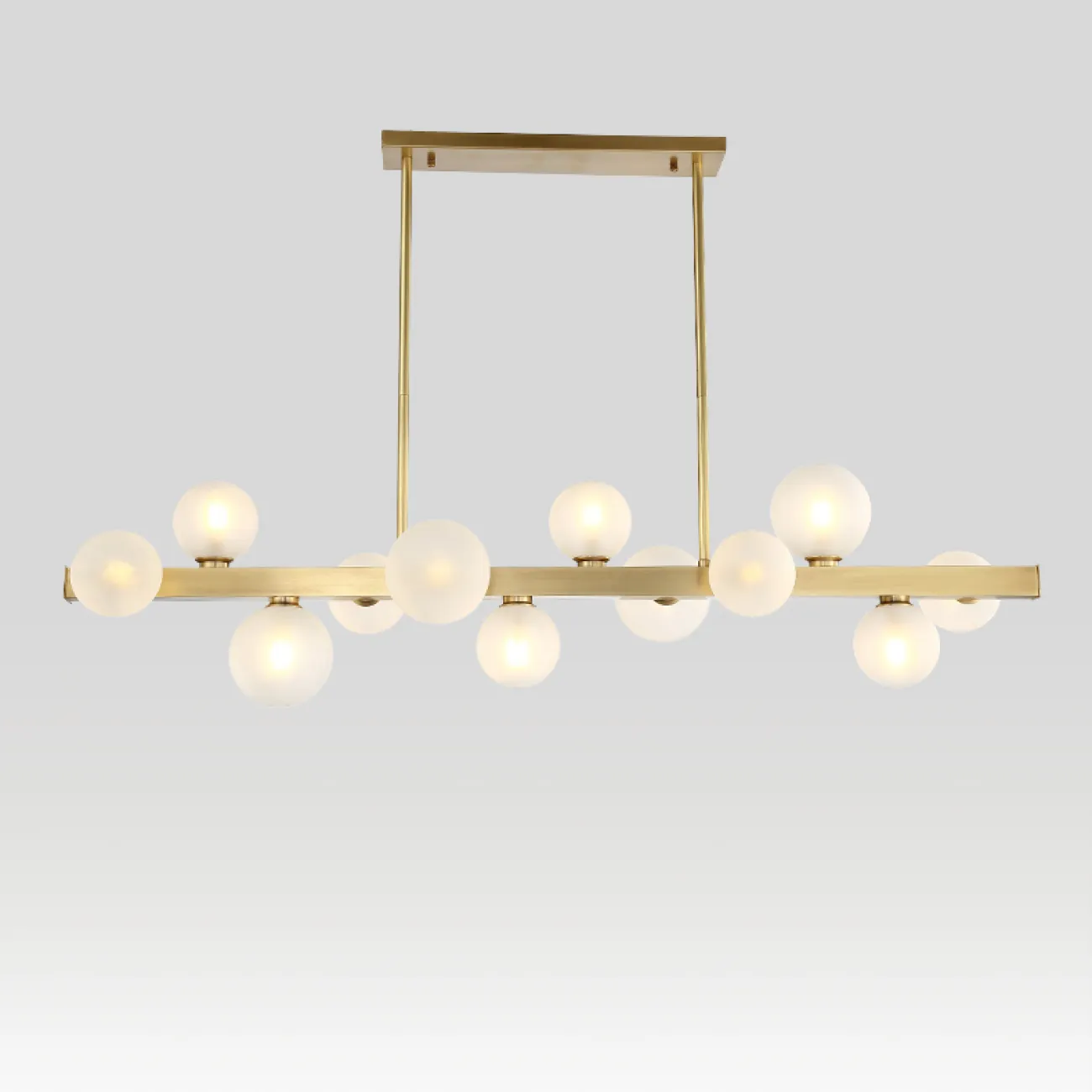 Люстра со стеклянными плафонами. Люстра со стеклянными плафонами.