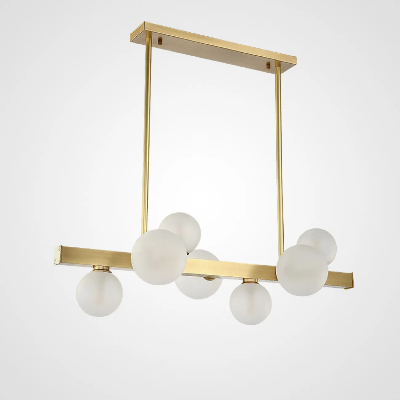 Люстра со стеклянными плафонами. Люстра со стеклянными плафонами.