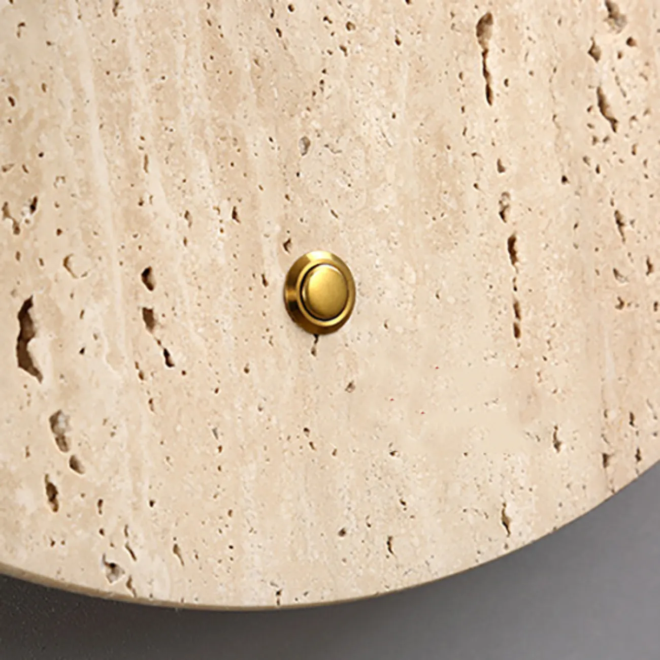 Серия настенных светильников со стеклянным шарообразным плафоном на дисковидном и скруглённом основании из камня STIAN D14