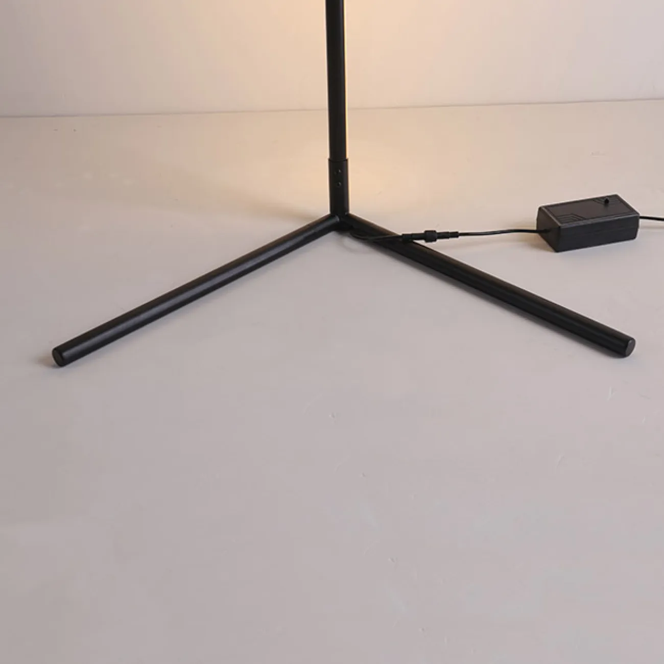 Торшер VIEL B H150 Black от ImperiumLoft Торшер VIEL B H150 Black от ImperiumLoft