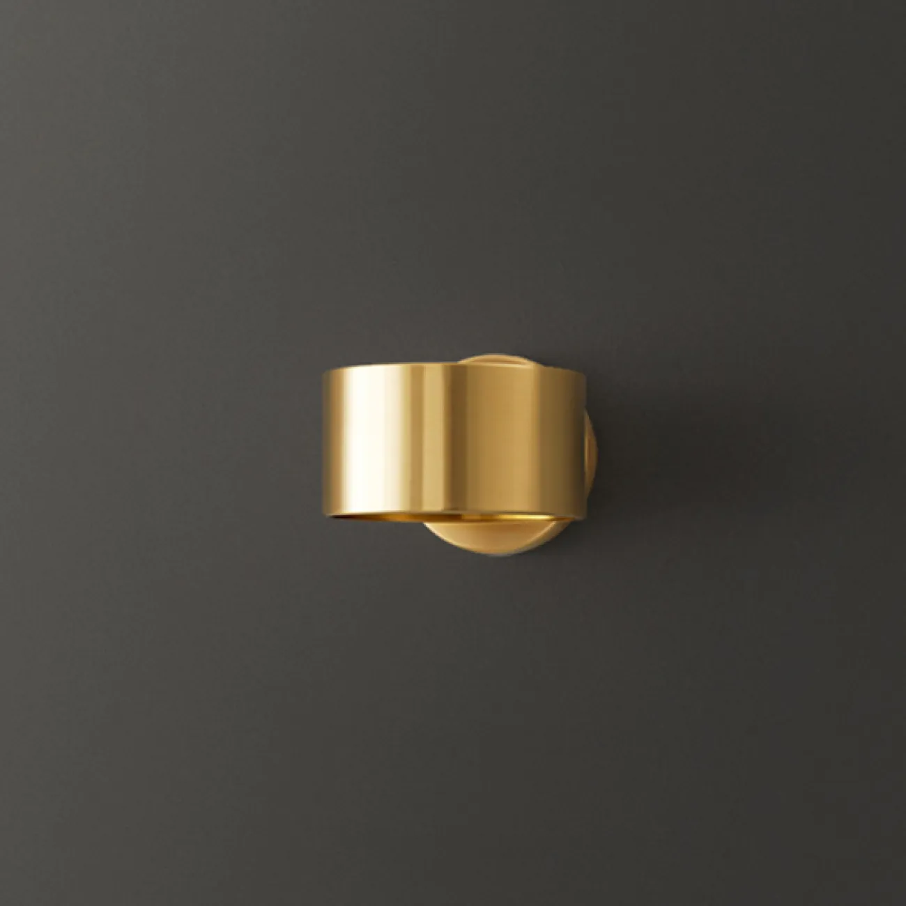 Настенный светильник HIND Brass от ImperiumLoft