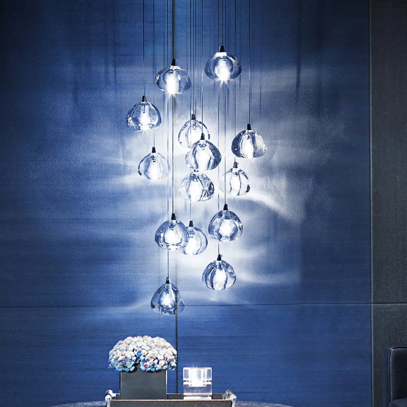 Подвесная люстра METEORA 7 от ImperiumLoft Подвесная люстра METEORA 7 от ImperiumLoft