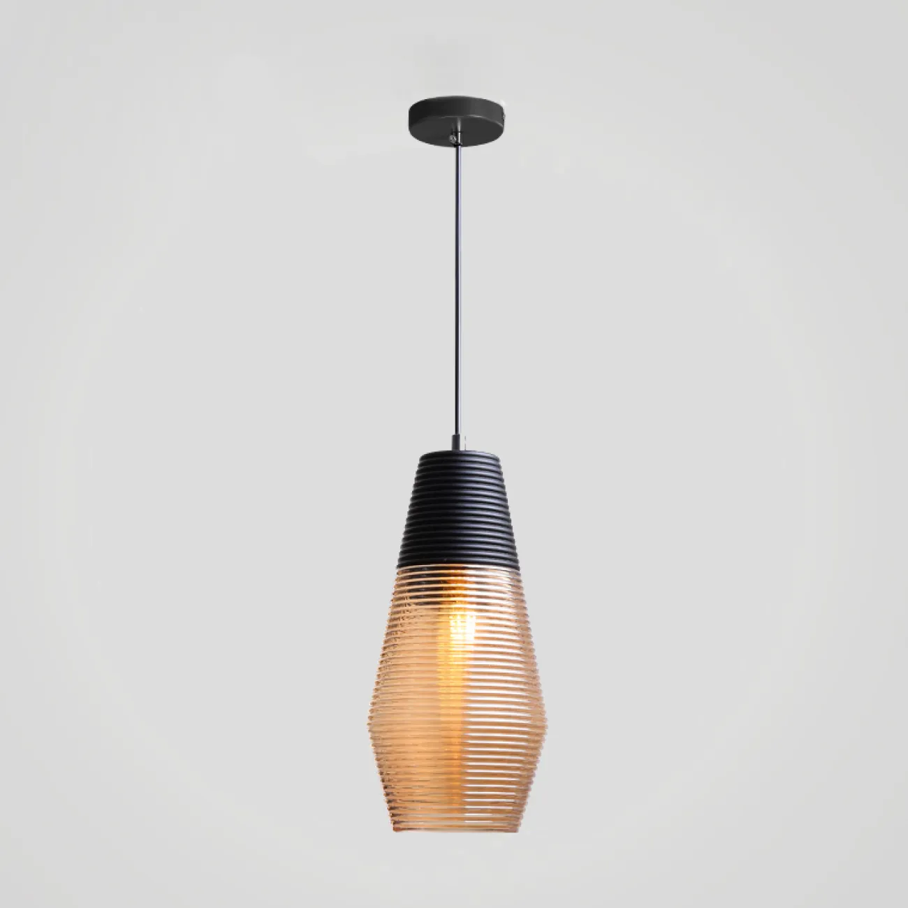 Подвесной светильник RENORD D26 black amber от ImperiumLoft