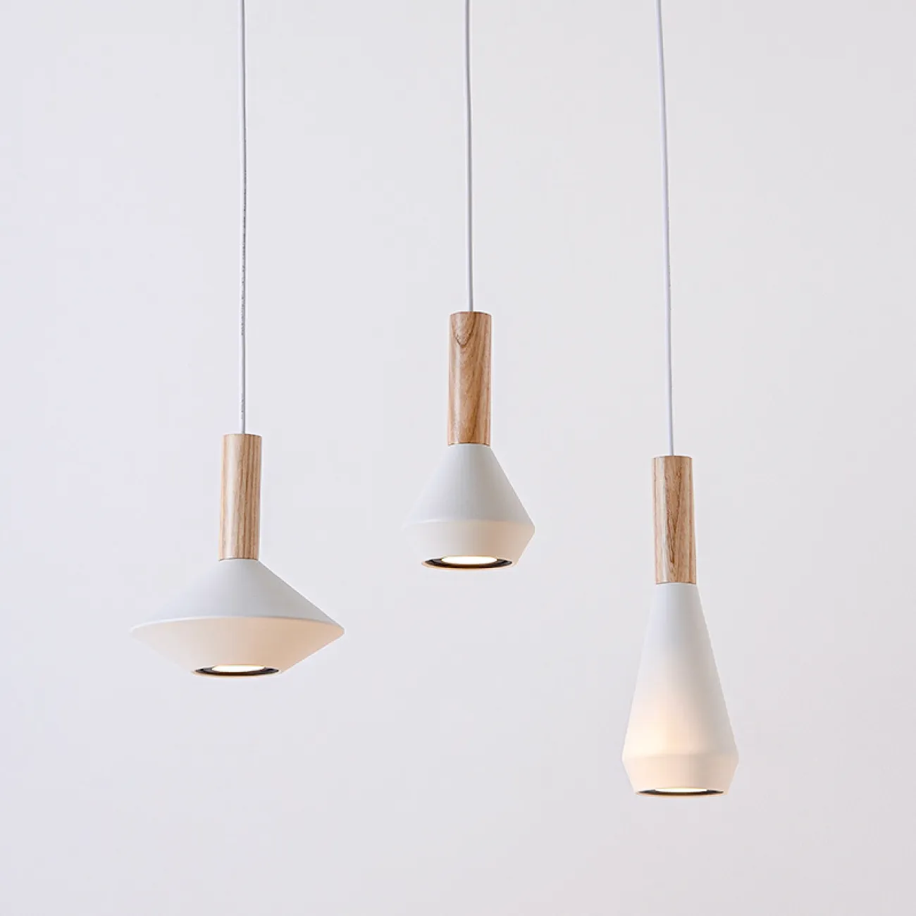 Подвесной светильник BULB A white от ImperiumLoft