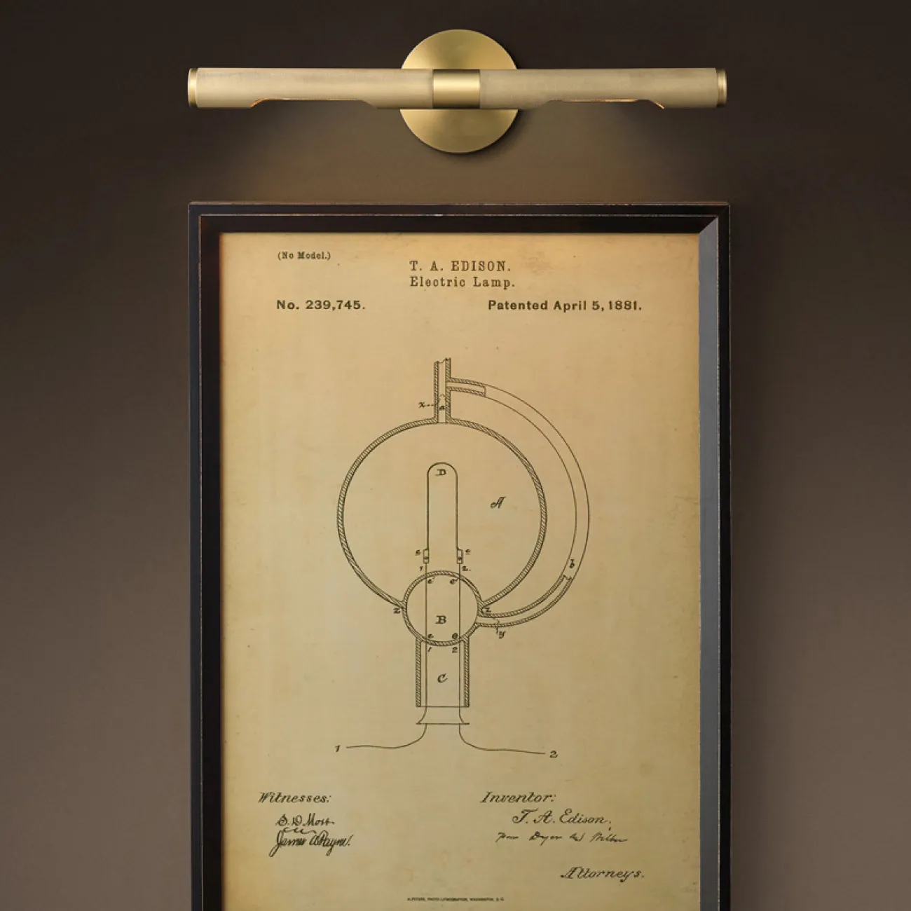 Настенный светильник REGENT Brass от ImperiumLoft