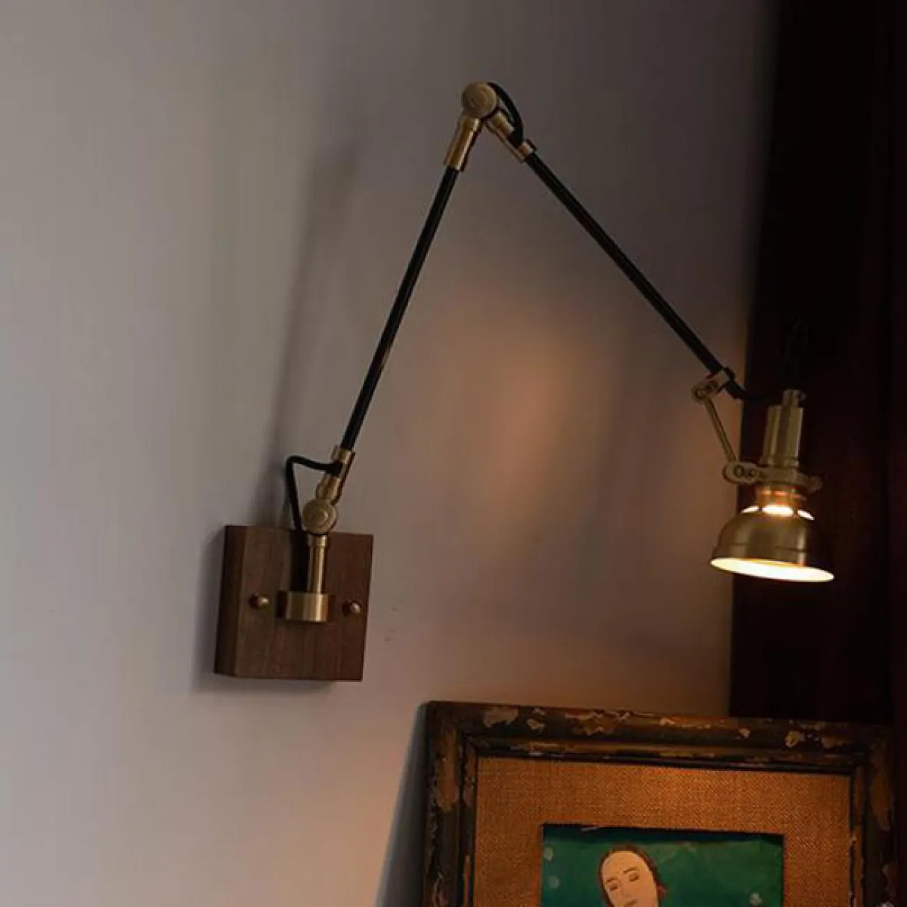 Настенный светильник SKADE B от ImperiumLoft