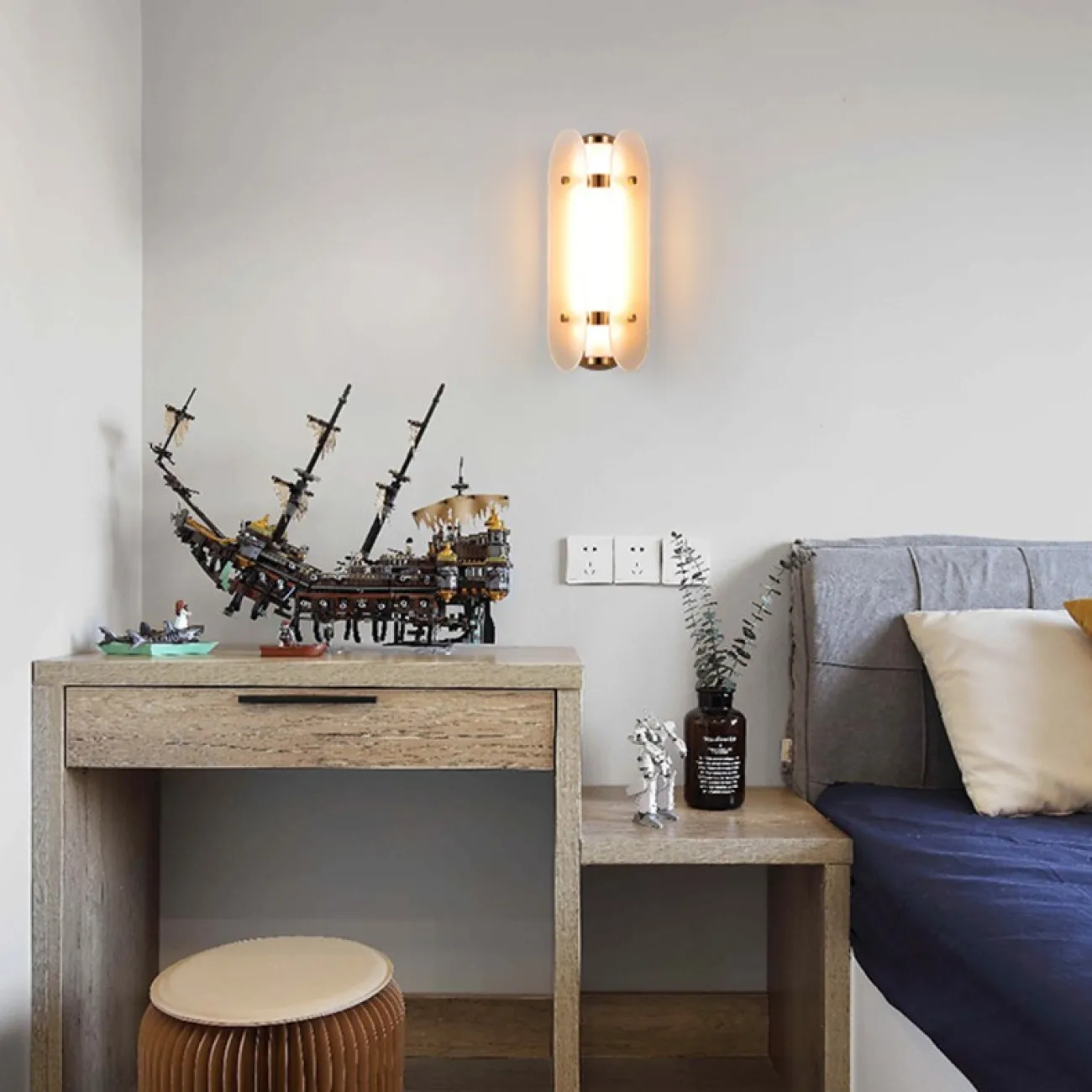 Настенный светильник LURE Матовый белый от ImperiumLoft