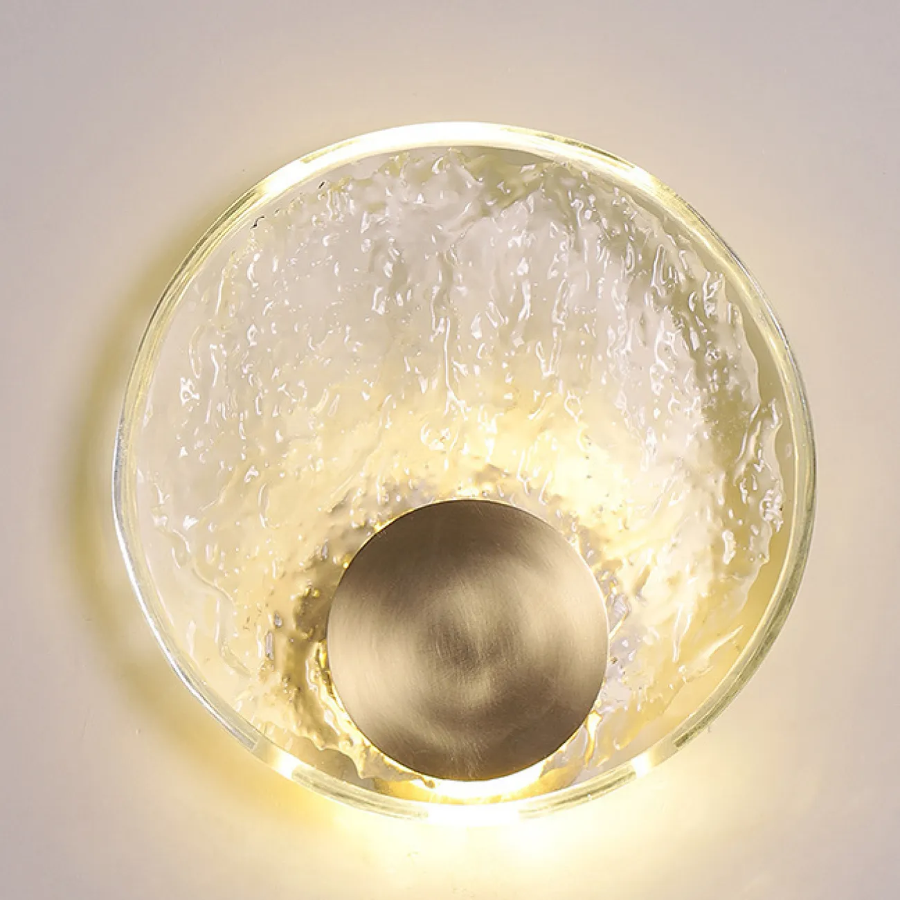 Настенный светодиодный светильник с дисковидным рельефным рассеивателем из хрусталя и круглым металлическим креплением LONA D20 Трехцветный свет