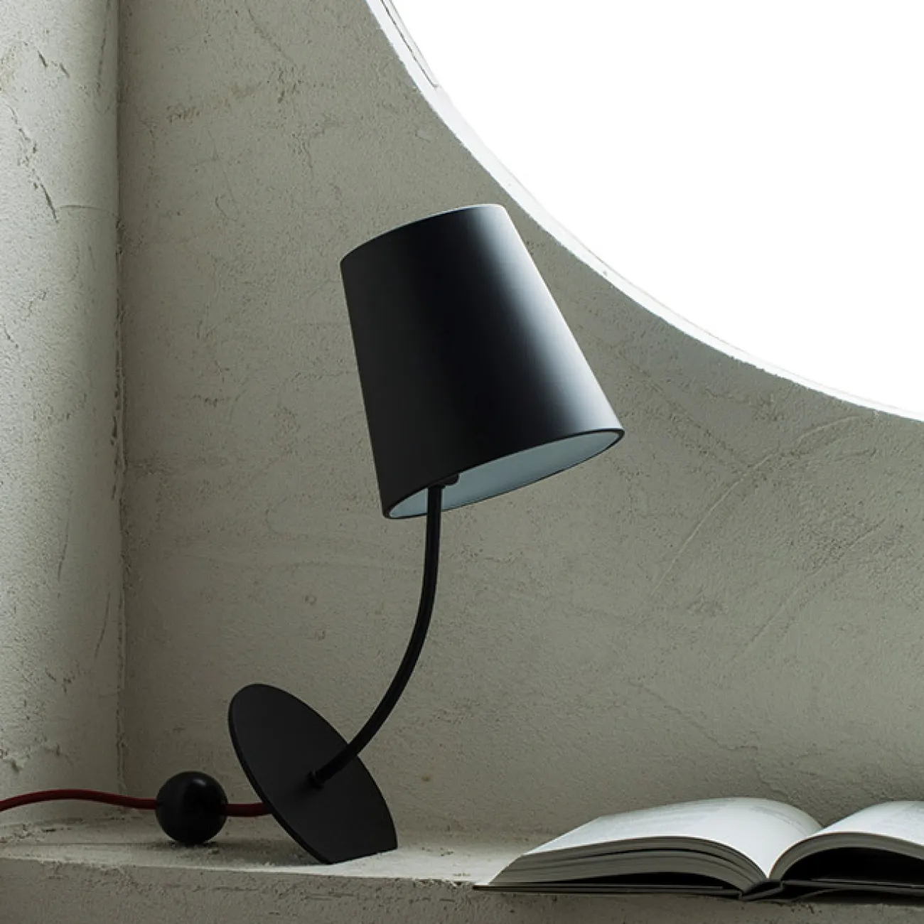 Настольная лампа TANGO от ImperiumLoft Настольная лампа TANGO от ImperiumLoft