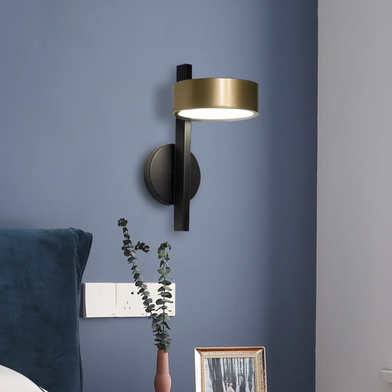 Настенный светильник TECHNUM LED WALL от ImperiumLoft