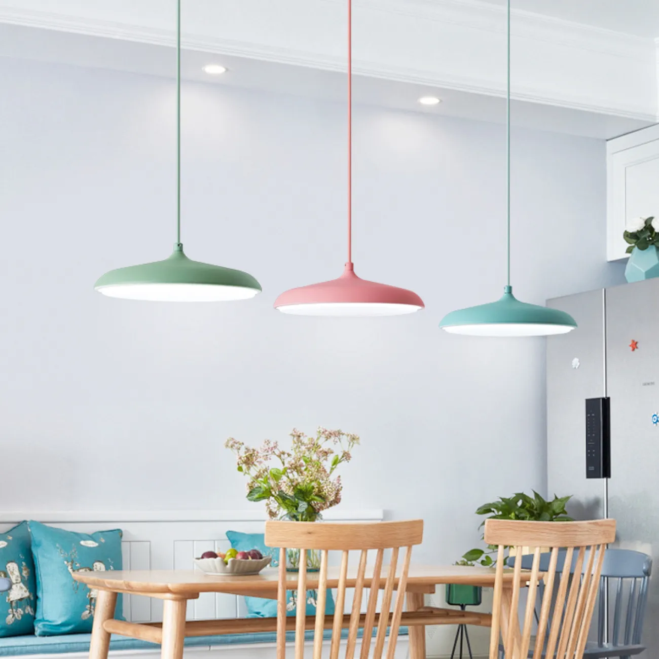 Подвесной светодиодный светильник в скандинавском стиле Подвесной светодиодный светильник в скандинавском стиле