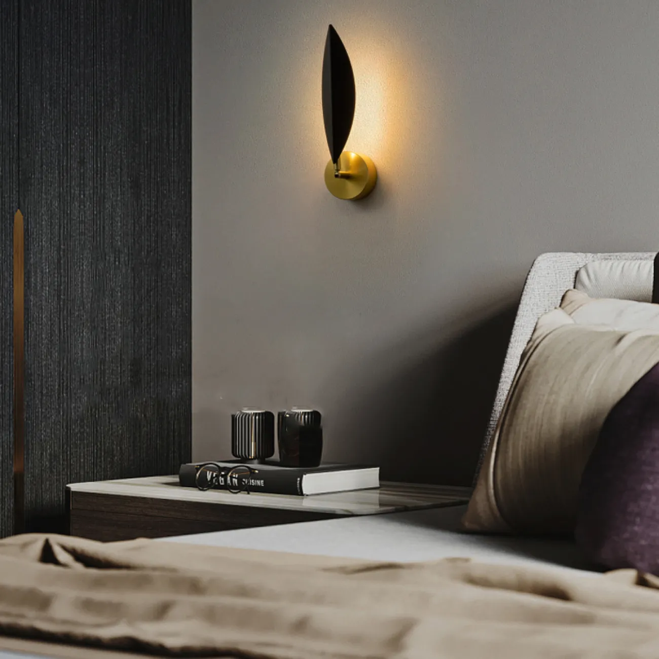 Серия настенных светодиодных светильников с черным листовидным рассеивателем на кронштейне оттенка латунь IVY Устойчивый