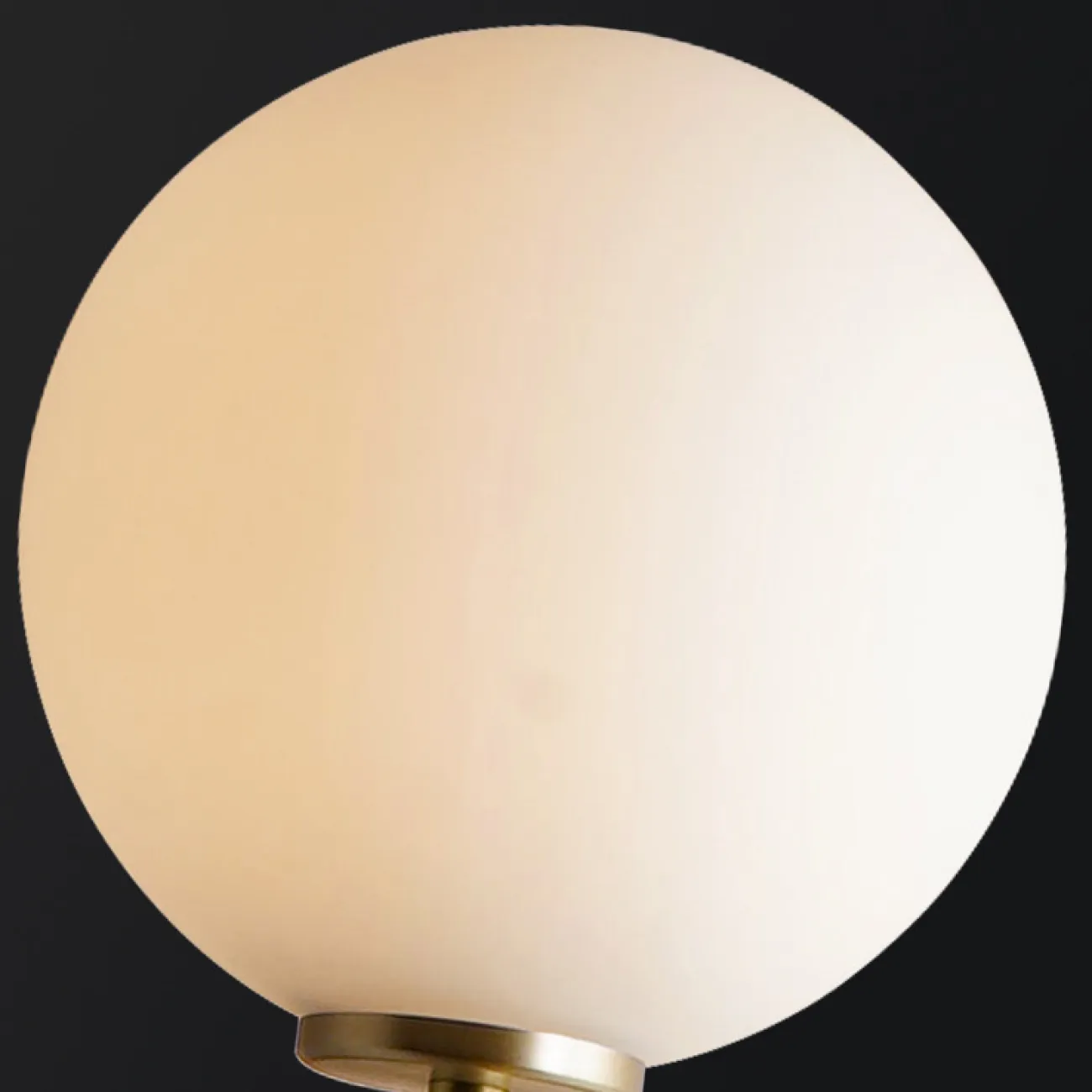 Настенный светильник с шарообразным плафоном из стекла POLARIS WALL Transparent