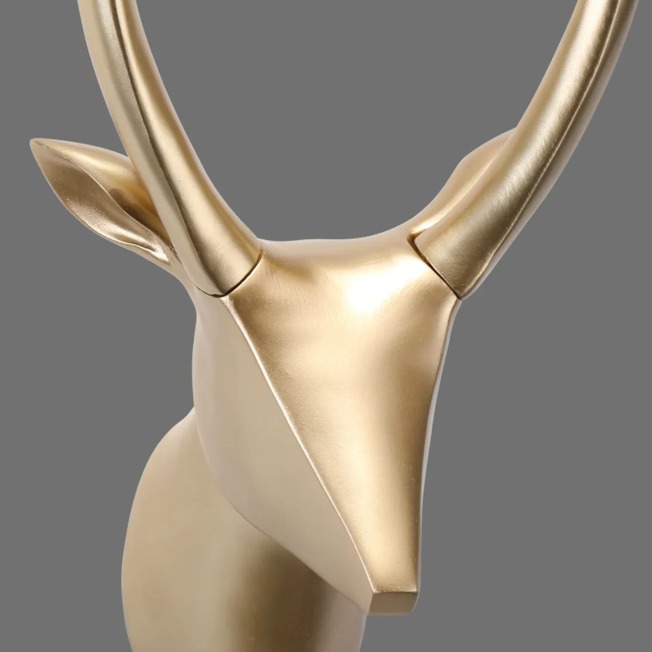 Дизайнерский настенный декор голова оленя LaLume-KKK00243 Дизайнерский настенный декор голова оленя LaLume-KKK00243