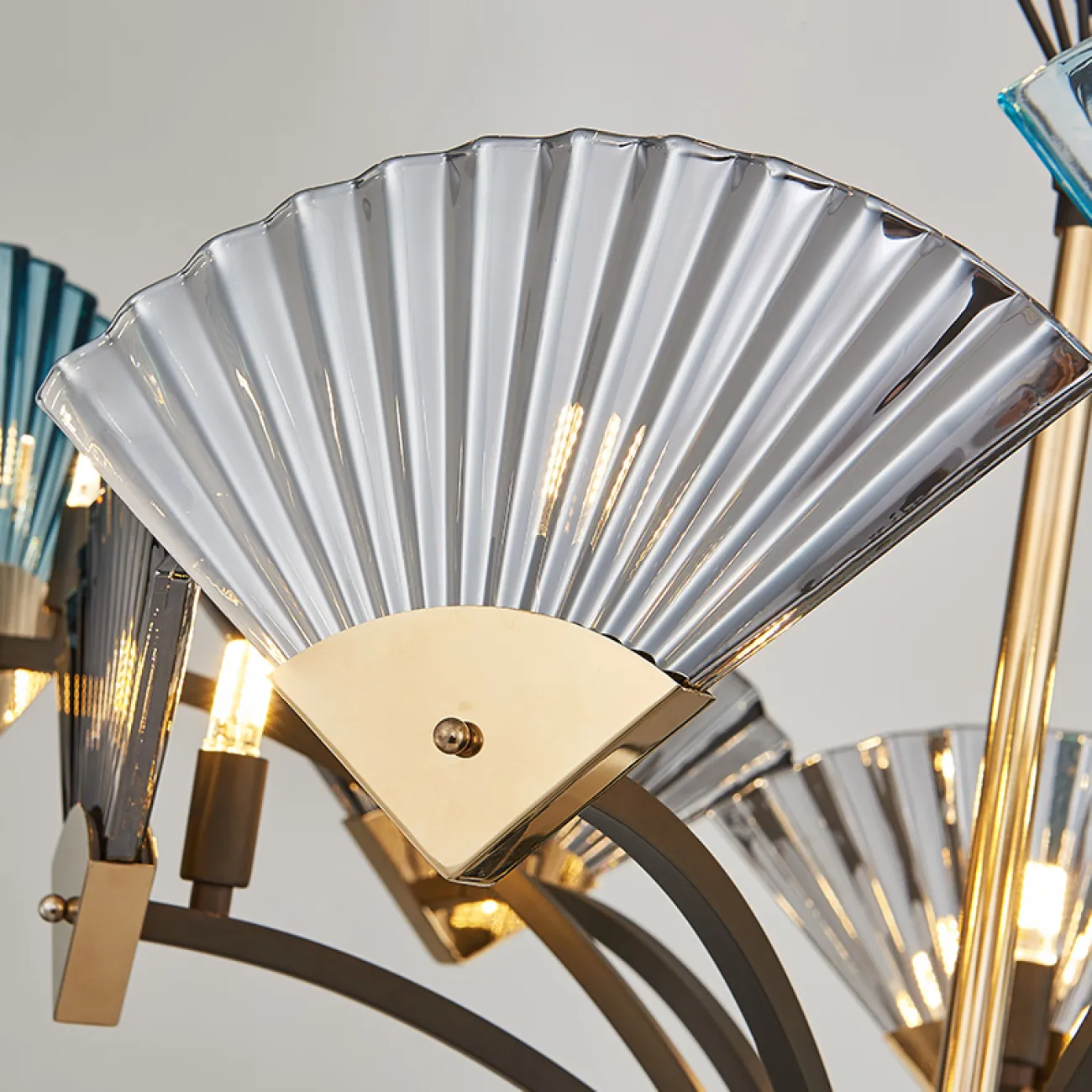 Люстра Ventaglio D95 от ImperiumLoft Люстра Ventaglio D95 от ImperiumLoft