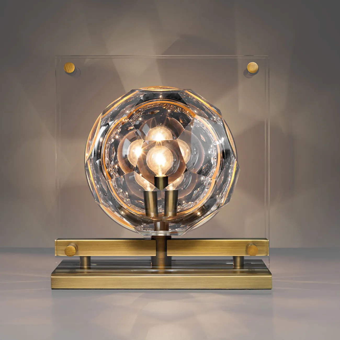 Настольная лампа Rochillon от ImperiumLoft