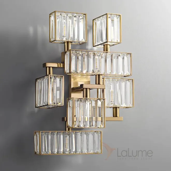 Настенный светильник с разнонаправленными кубическими плафонами из хрустальных прямоугольных пластин BERNADET WALL