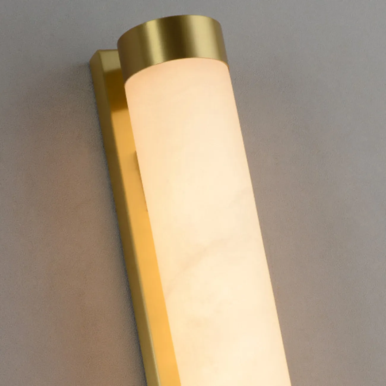 Серия настенных светодиодных светильников с цилиндрическим корпусом из натурального белого мрамора VIEW WALL H80